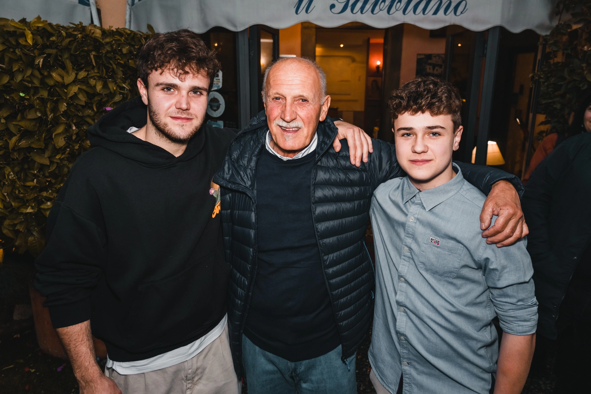 foto compleanno 18 fnni