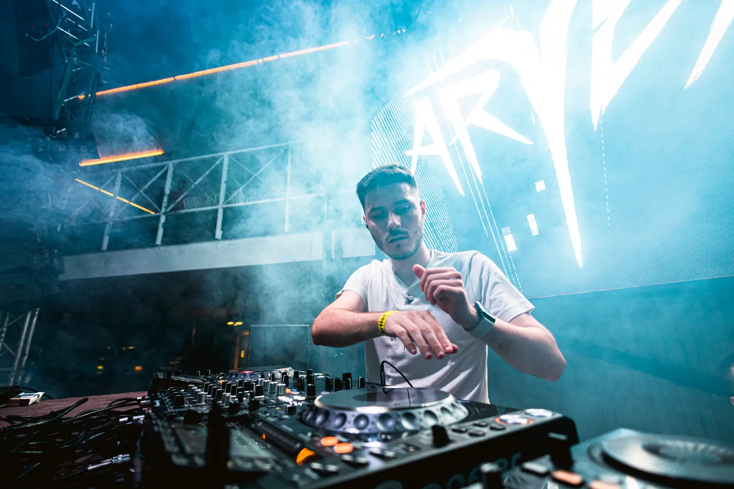 fotografo per eventi notturni kiril labzin